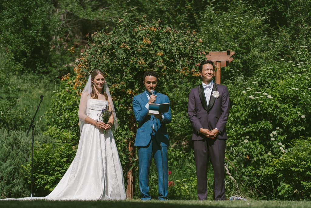 Wedding ceremony at Stone Mountain Lodge