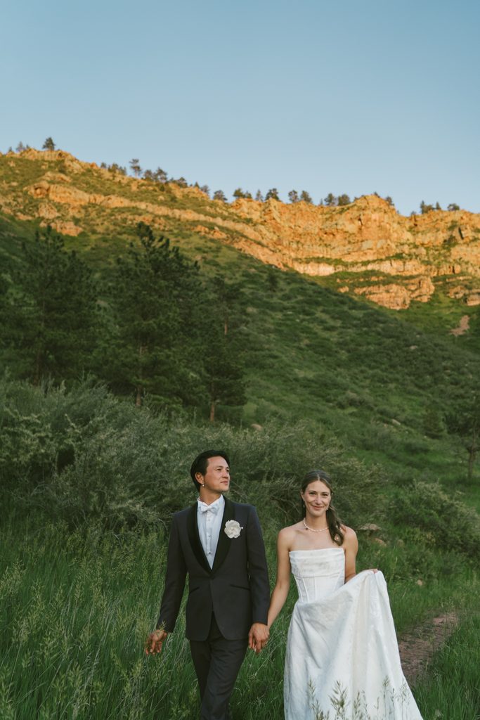 Golden hour at Stone Mountain Lodge wedding